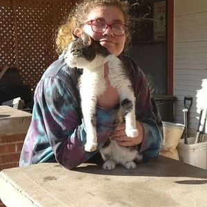 Meet your Posher, Sylvia